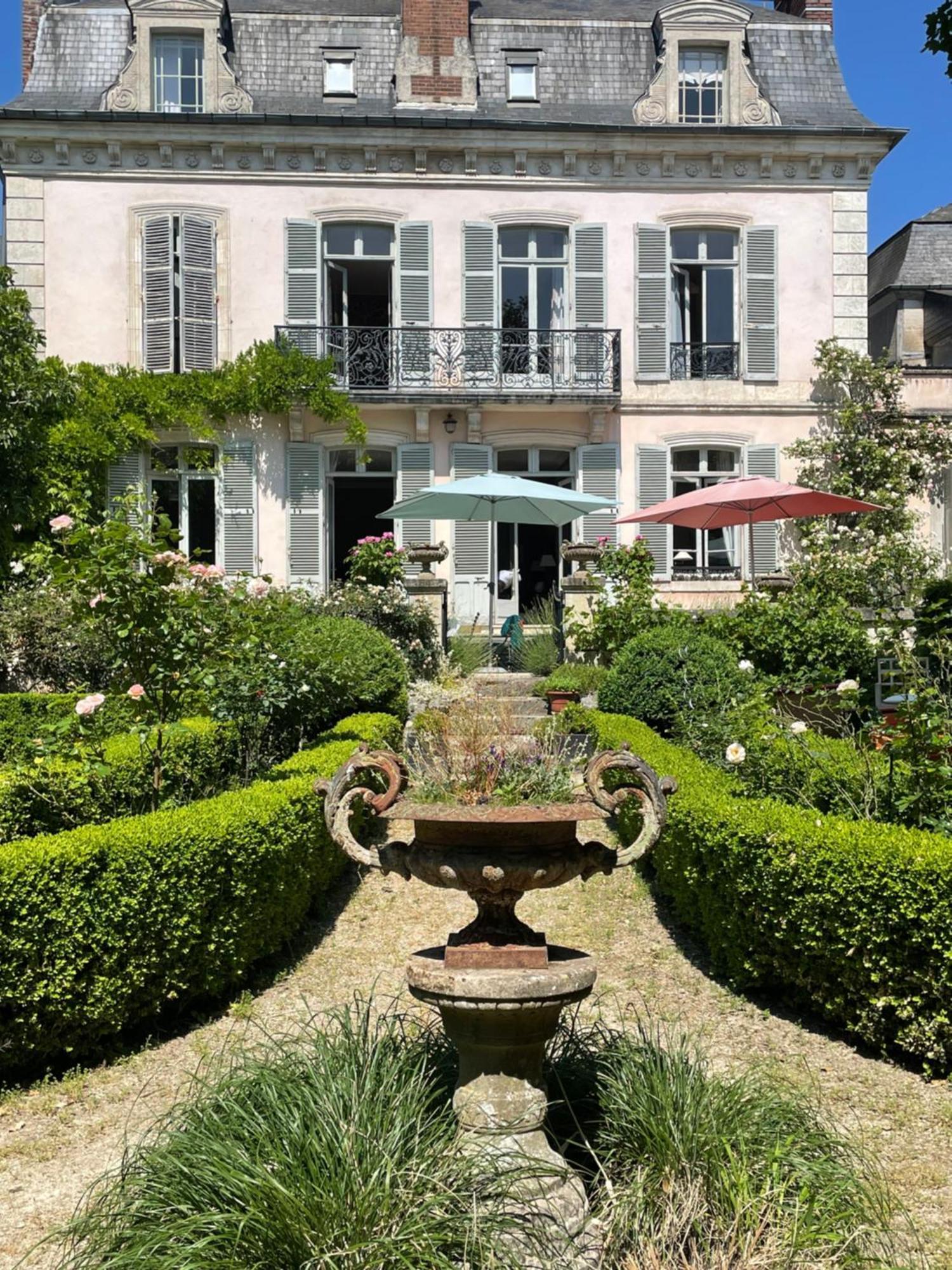 Отель Belle Fontaine Бурж Экстерьер фото